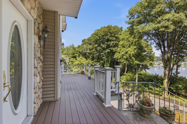 23 Beach Plum Drive, Centerport, NY 11721