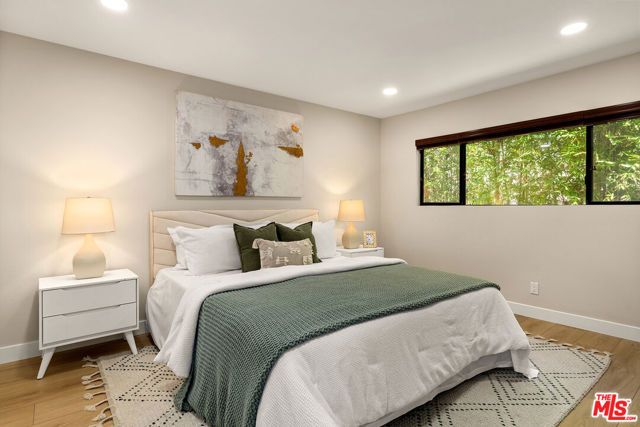 4542 Willis Avenue 206, Sherman Oaks, CA 91403