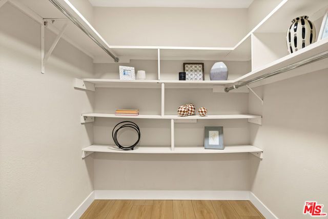 4542 Willis Avenue 206, Sherman Oaks, CA 91403