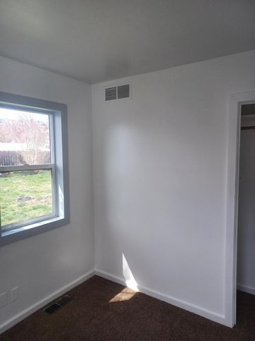 806 N 2nd Street, Klamath Falls, OR 97601