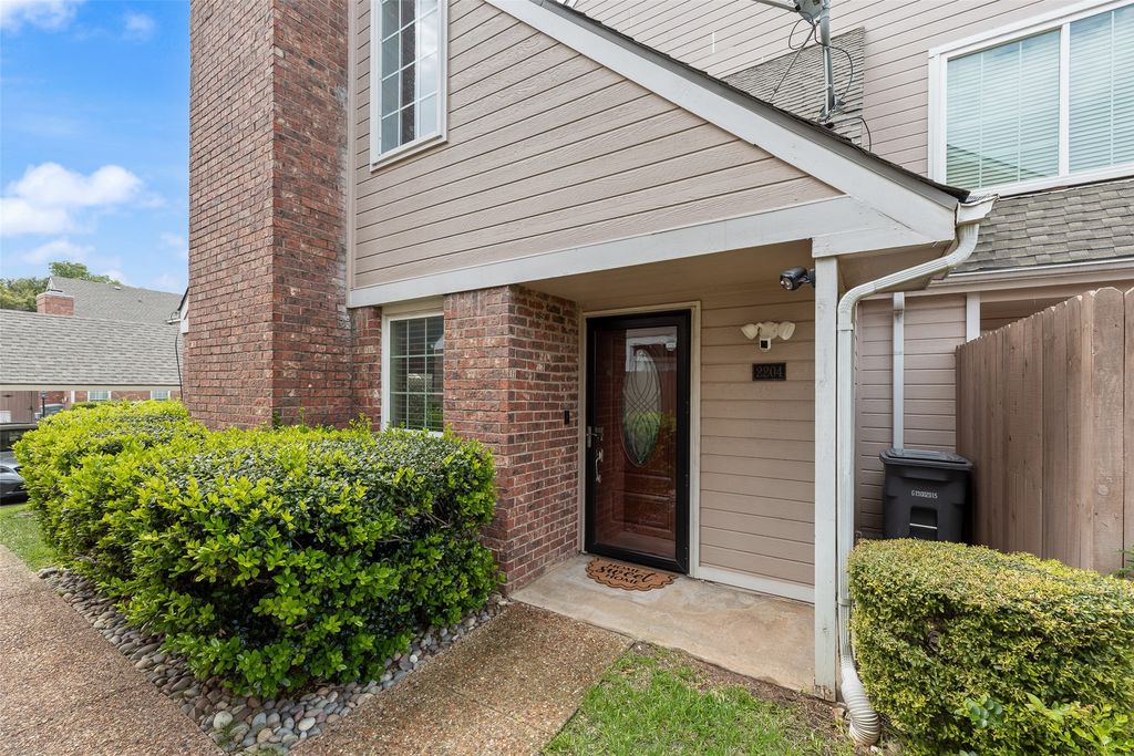 17910 Windflower Way 2204, Dallas, TX 75252