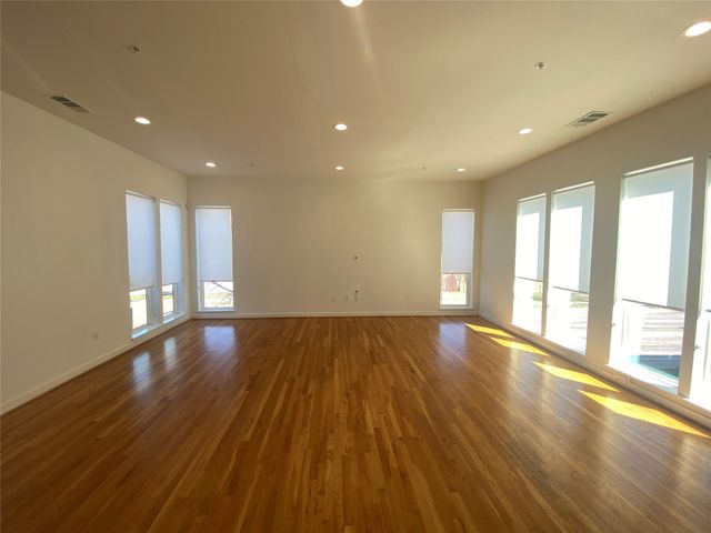 1505 S Akard Street 101, Dallas, TX 75215