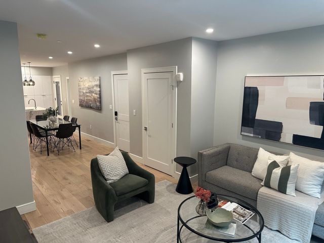 14 No. Bennet Street 101, Boston, MA 02113