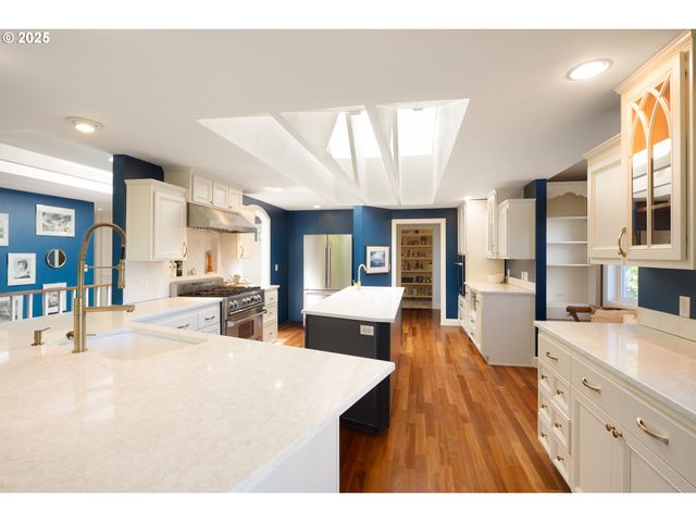 2977 INGALLS Way, Eugene, OR 97405