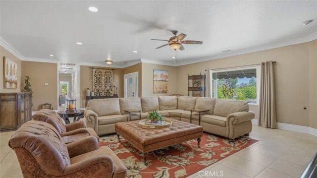 16025 Perry Heights, Riverside, CA 92504