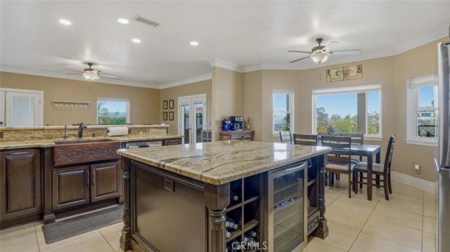 16025 Perry Heights, Riverside, CA 92504