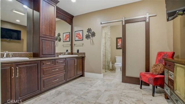 16025 Perry Heights, Riverside, CA 92504