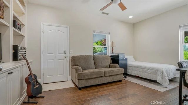 16025 Perry Heights, Riverside, CA 92504