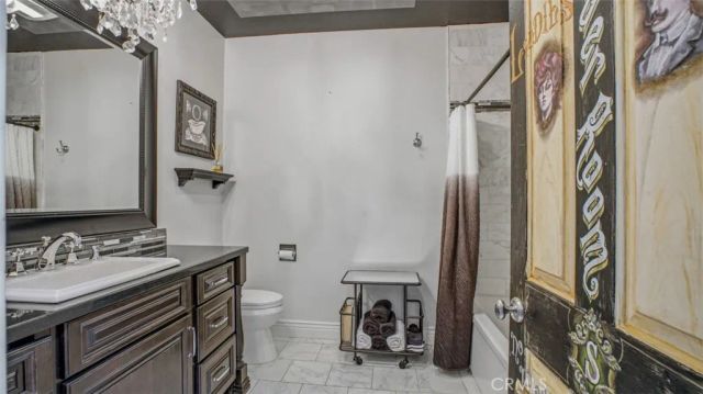 16025 Perry Heights, Riverside, CA 92504