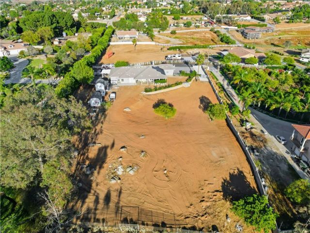16025 Perry Heights, Riverside, CA 92504