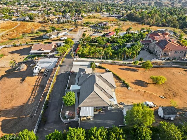 16025 Perry Heights, Riverside, CA 92504