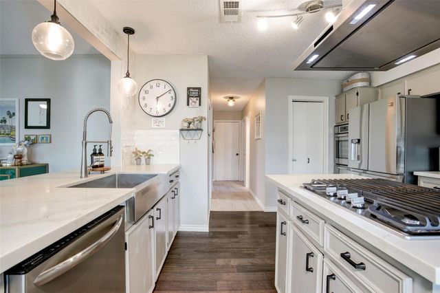 1034 Montour Drive, Houston, TX 77062