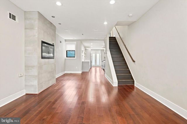 1321 N DOVER ST, Philadelphia, PA 19121