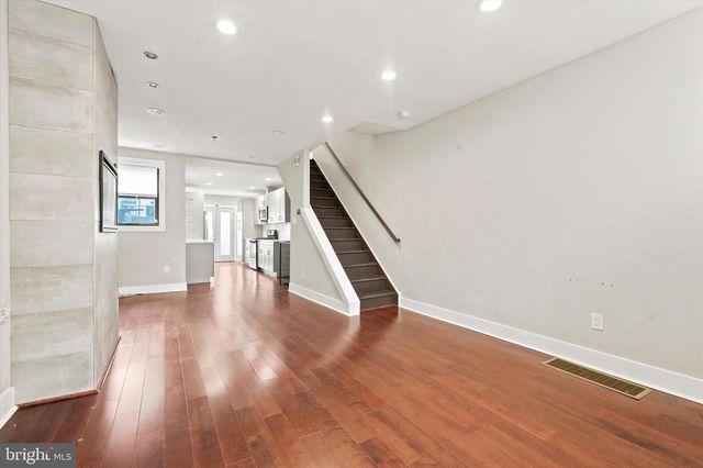 1321 N DOVER ST, Philadelphia, PA 19121