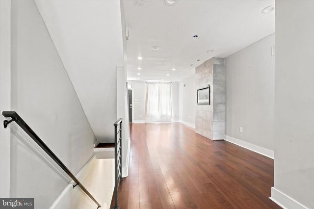 1321 N DOVER ST, Philadelphia, PA 19121