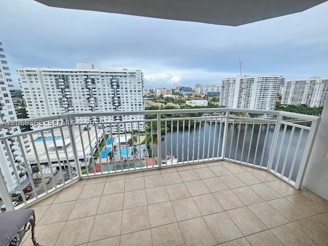 18081 Biscayne Blvd 1702, Aventura, FL 33160