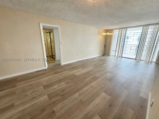 18081 Biscayne Blvd 1702, Aventura, FL 33160