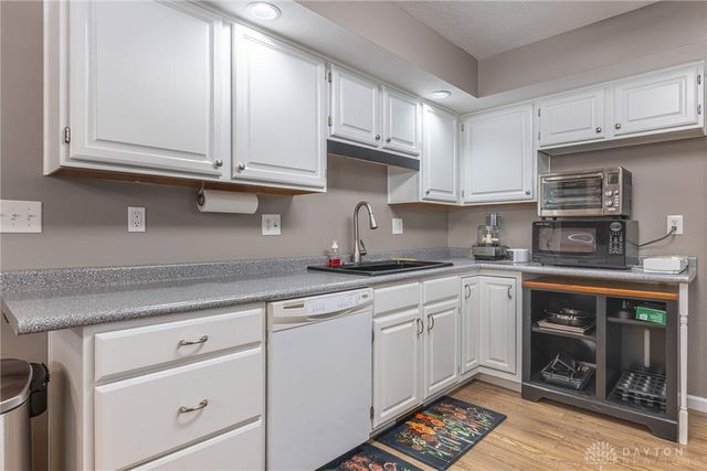 3009 Highlander Drive, Beavercreek, OH 45432