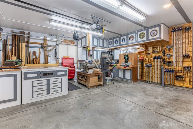 3009 Highlander Drive, Beavercreek, OH 45432