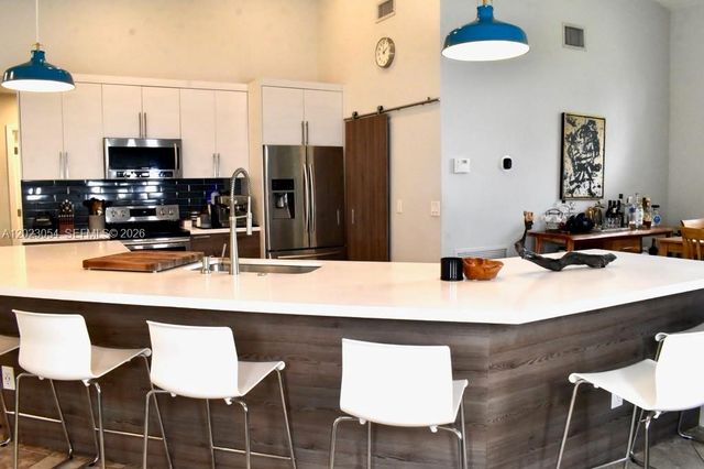 10205 SW 12th St, Pembroke Pines, FL 33025