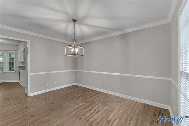 11219 Suncrest Drive SE, Huntsville, AL 35803