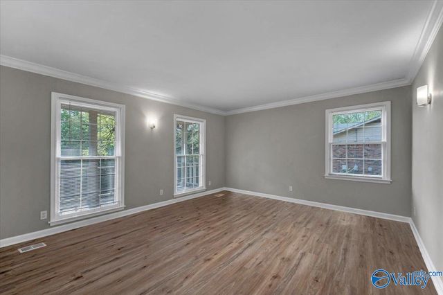 11219 Suncrest Drive SE, Huntsville, AL 35803