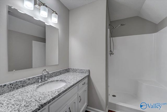 11219 Suncrest Drive SE, Huntsville, AL 35803