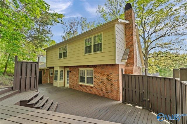 11219 Suncrest Drive SE, Huntsville, AL 35803