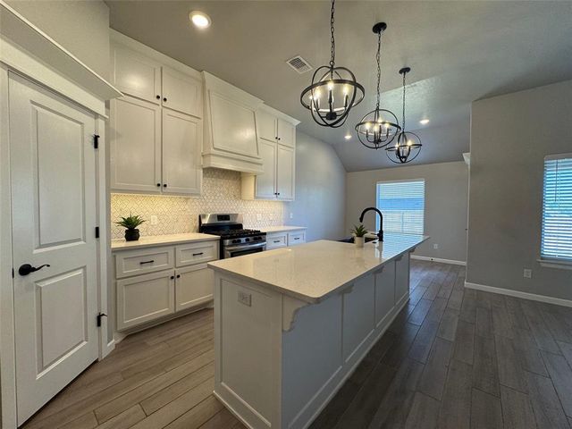 5108 White Gold Avenue, Edmond, OK 73034