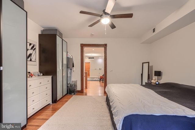 2710 N CALVERT ST, Baltimore, MD 21218