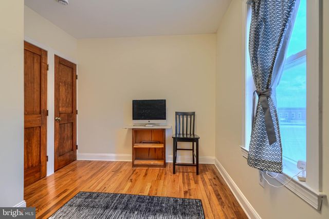 2710 N CALVERT ST, Baltimore, MD 21218