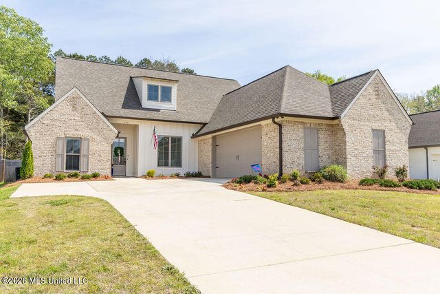 196 Sweetbriar Circle, Canton, MS 39046