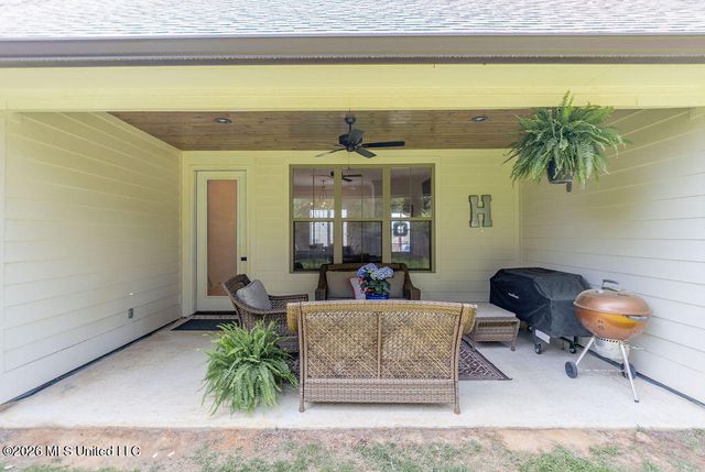 196 Sweetbriar Circle, Canton, MS 39046
