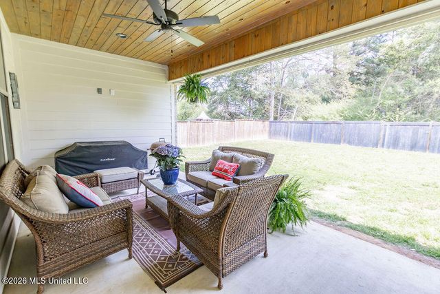 196 Sweetbriar Circle, Canton, MS 39046