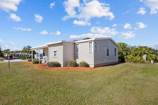 8530 Leadtree Court, Port St. Lucie, FL 34952