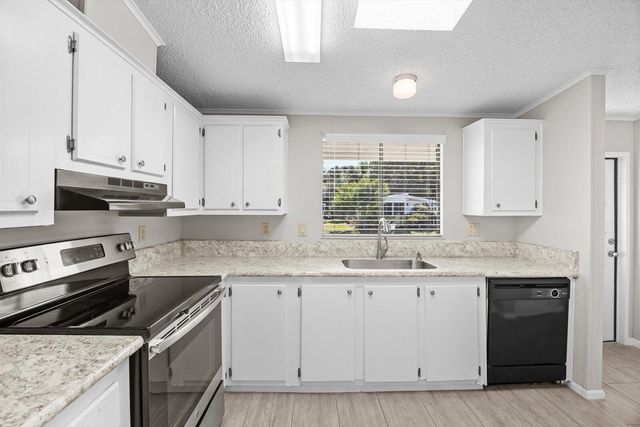 8530 Leadtree Court, Port St. Lucie, FL 34952