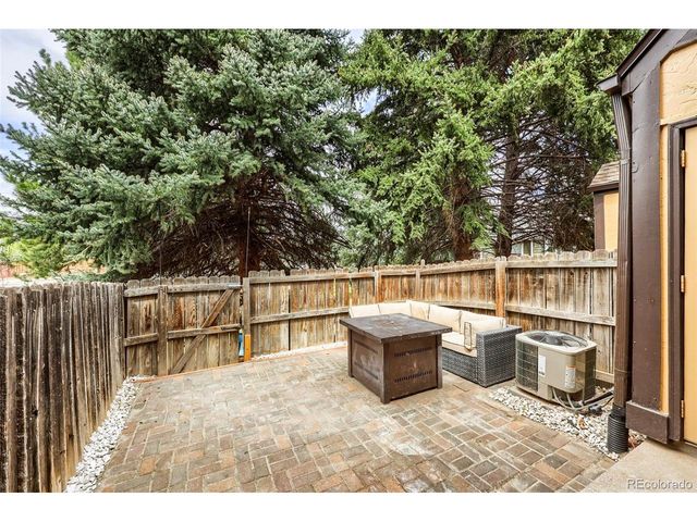 18507 E Whitaker Cir D, Aurora, CO 80015