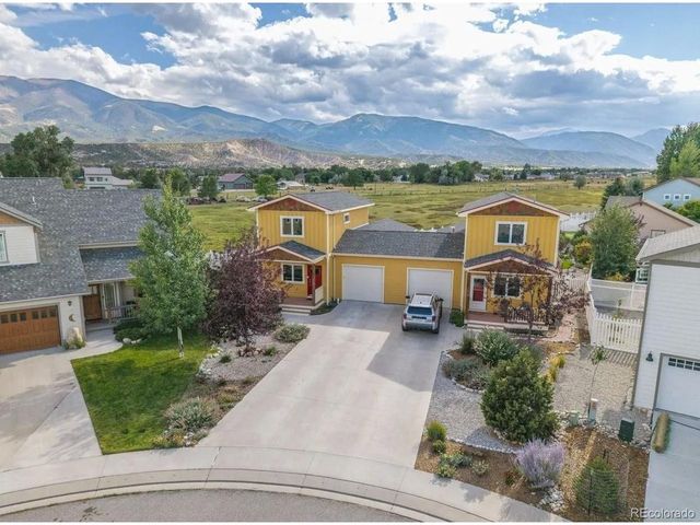 28 Trailside Ct A, Salida, CO 81201