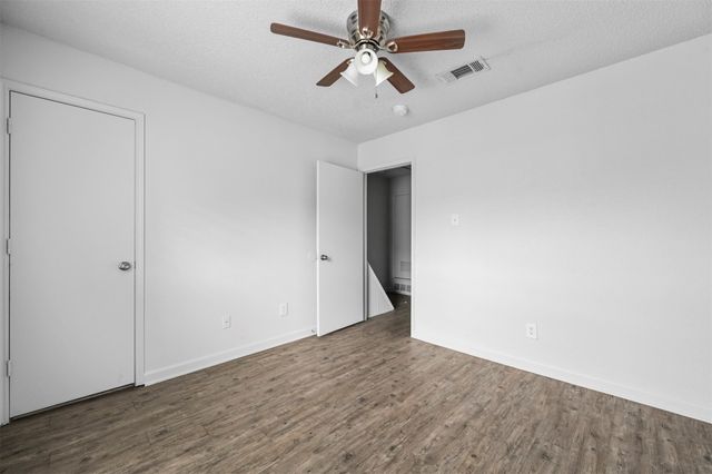 4921 Miller Avenue, Fort Worth, TX 76119