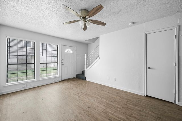 4921 Miller Avenue, Fort Worth, TX 76119