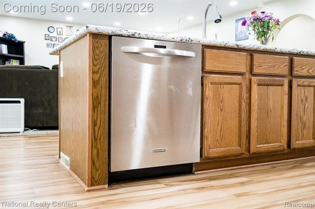 5223 Woodlane Road, Clarkston, MI 48348