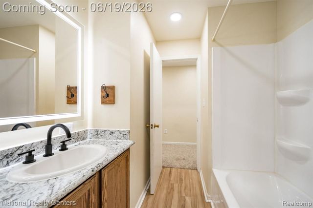 5223 Woodlane Road, Clarkston, MI 48348