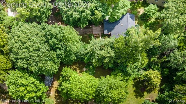 5223 Woodlane Road, Clarkston, MI 48348