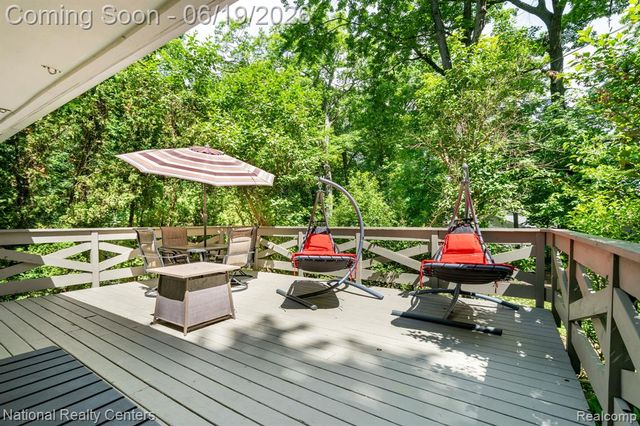 5223 Woodlane Road, Clarkston, MI 48348