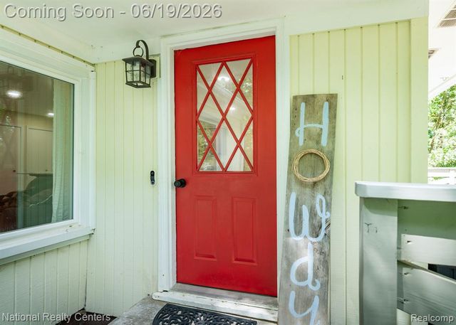 5223 Woodlane Road, Clarkston, MI 48348