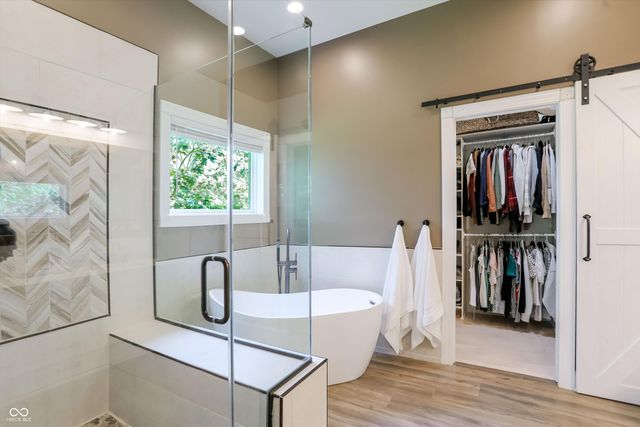 4300 Tally Ho Circle, Zionsville, IN 46077
