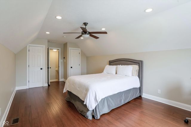 4300 Tally Ho Circle, Zionsville, IN 46077