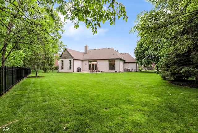 4300 Tally Ho Circle, Zionsville, IN 46077