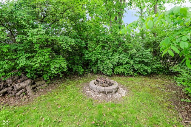 4300 Tally Ho Circle, Zionsville, IN 46077