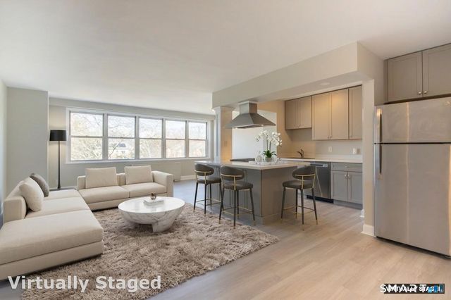 2625 Park Avenue 4F, Bridgeport, CT 06604